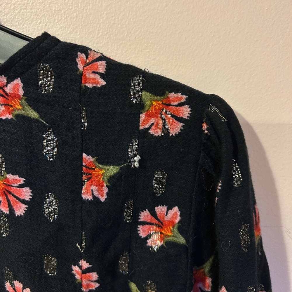 LOFT Black Blouse with Pink Floral Design Women’s M - Picture 5 of 8
